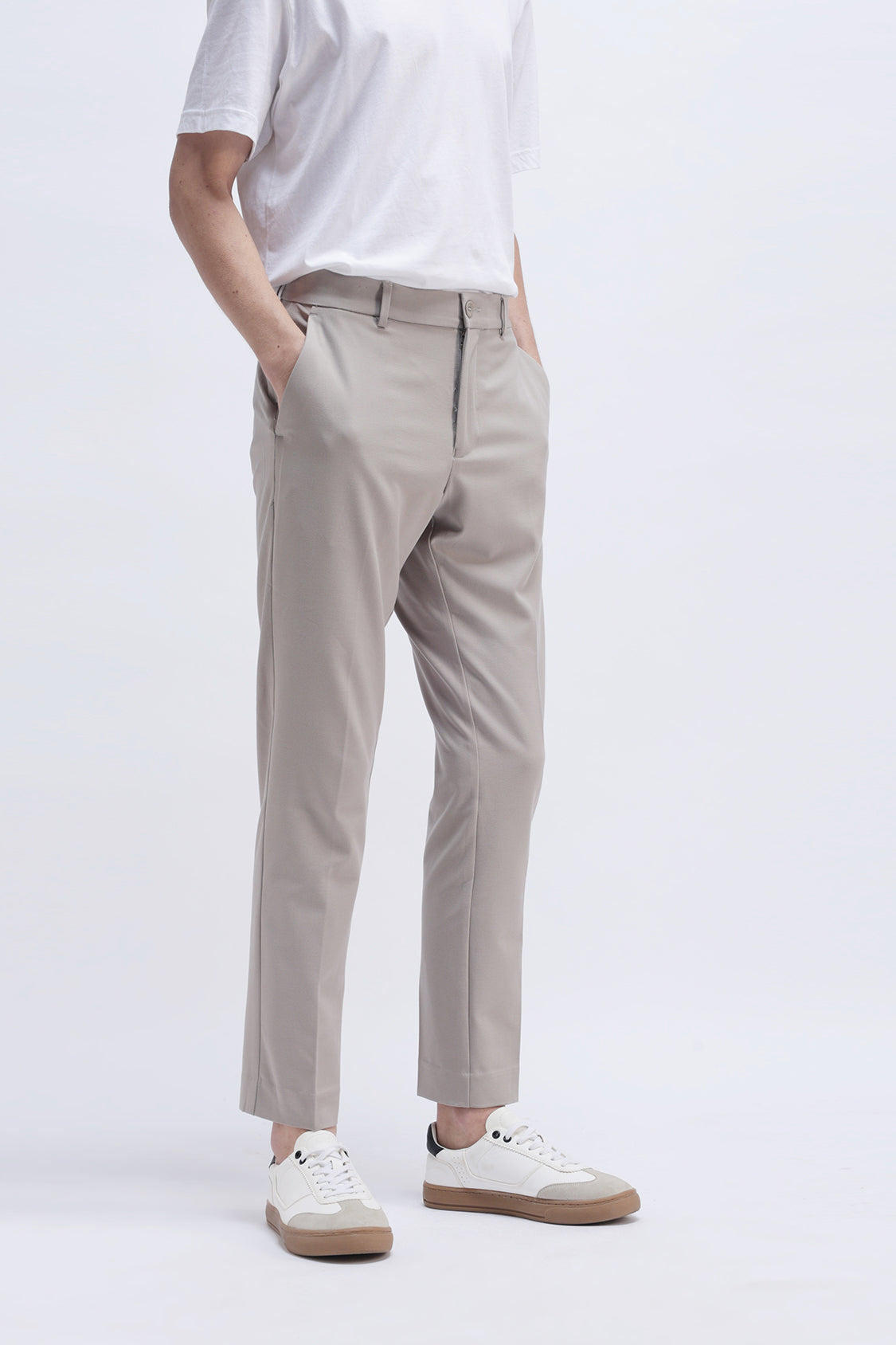 SLIM FIT CASUAL TROUSER