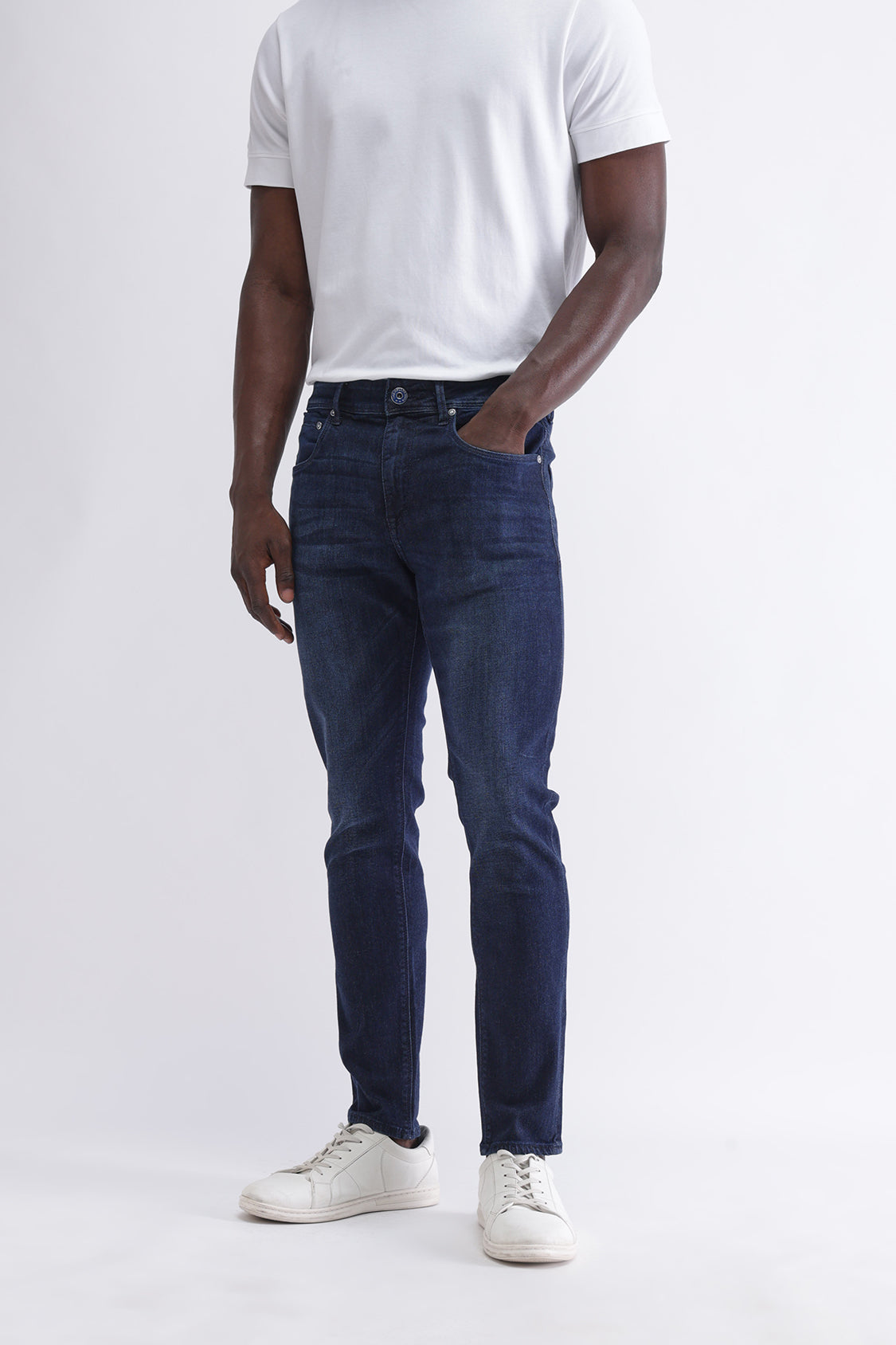 SLIM FIT MID WASH JEANS