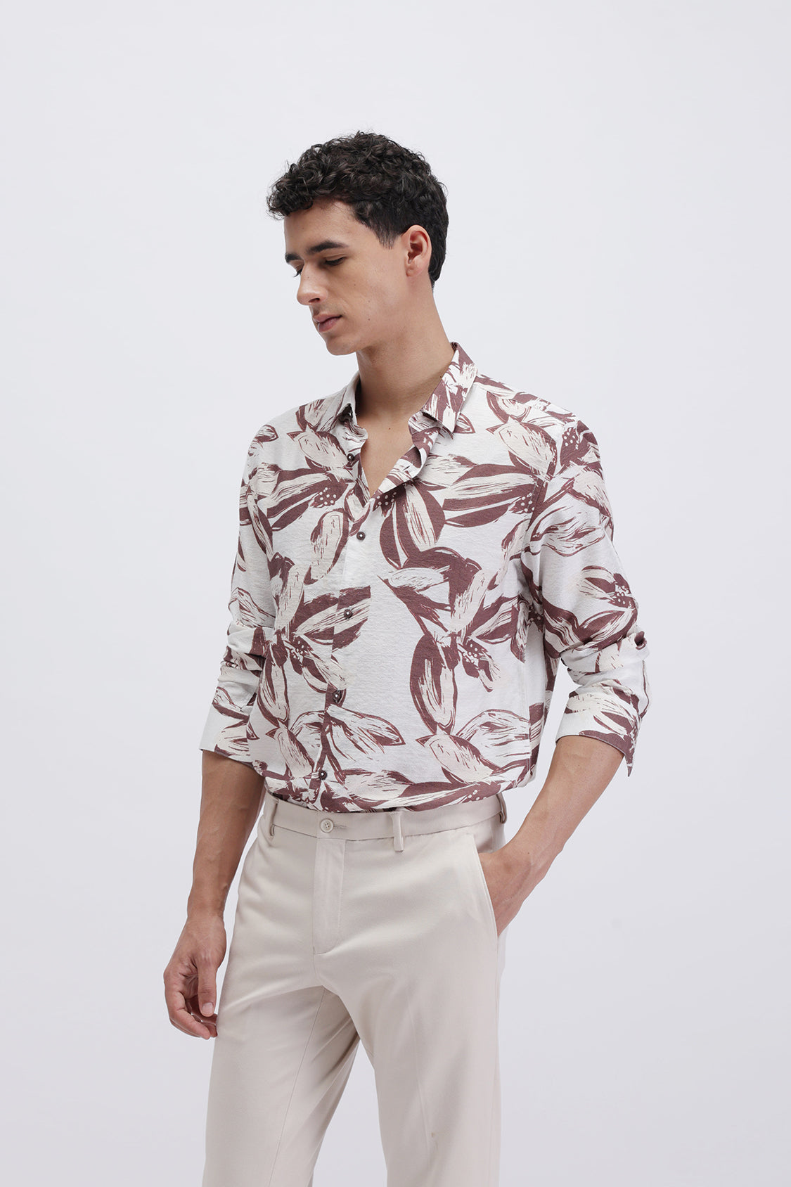 FLORAL PRINTED SLIM FIT SHIRT