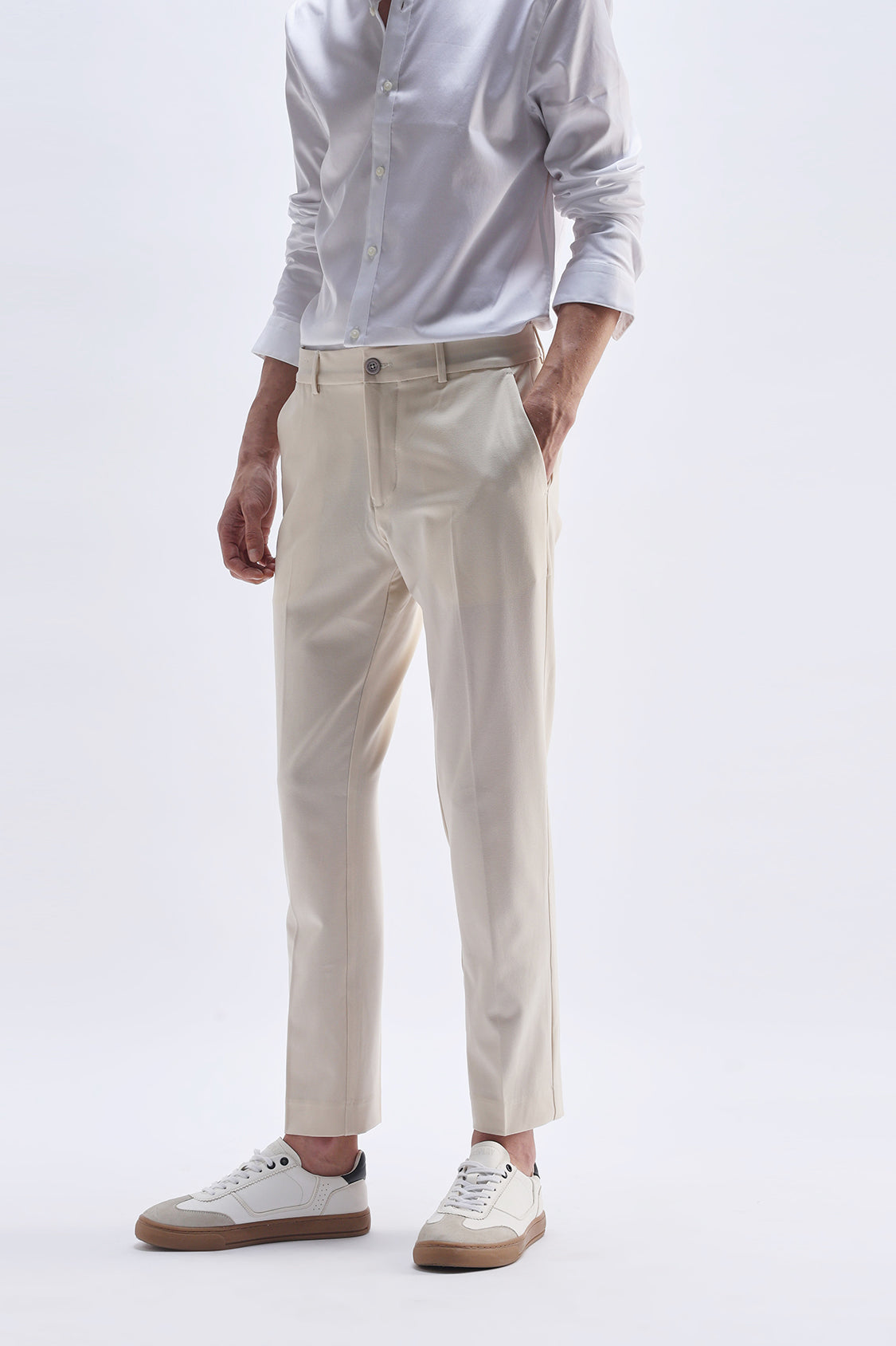 SLIM FIT CASUAL TROUSER