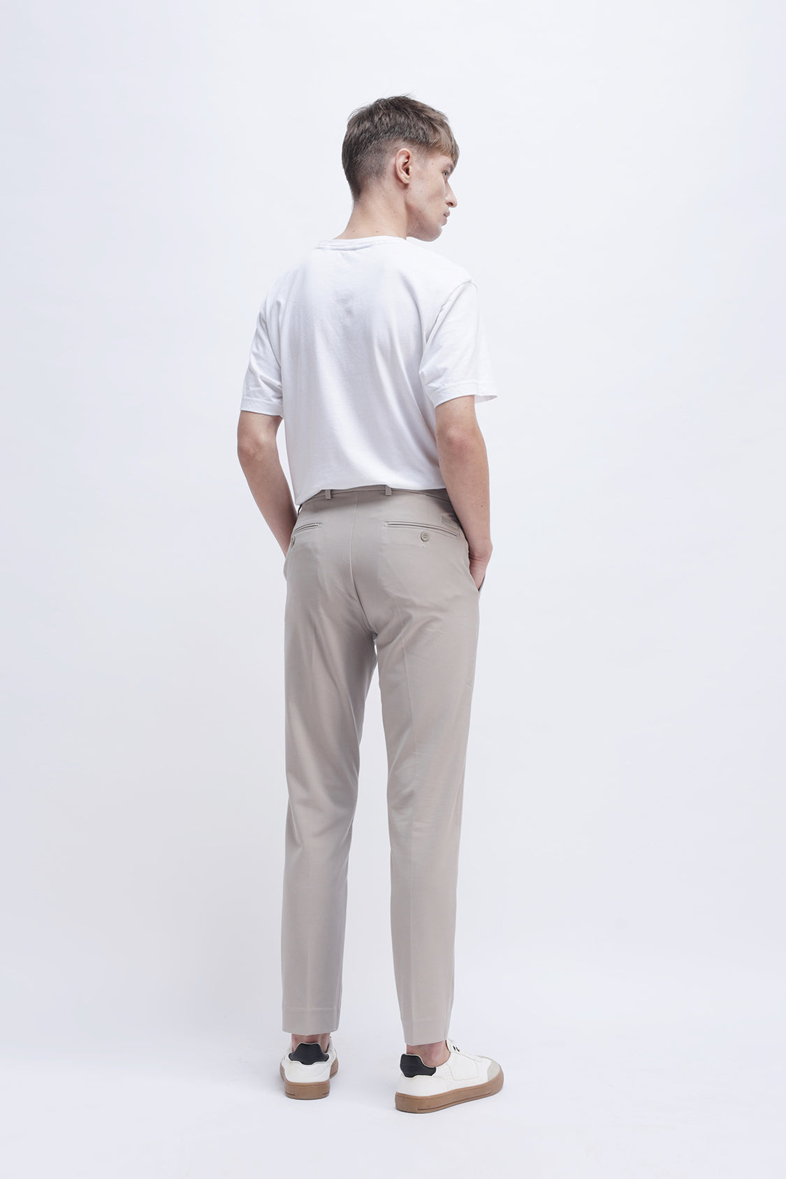SLIM FIT CASUAL TROUSER