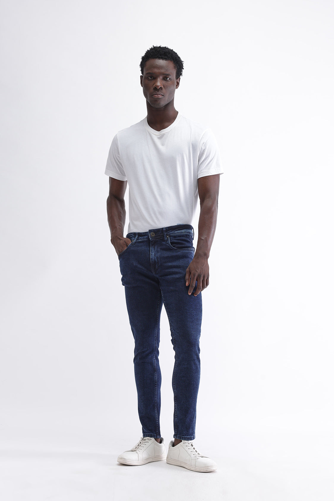 Men Slim Mid Rise Dark Blue Jeans