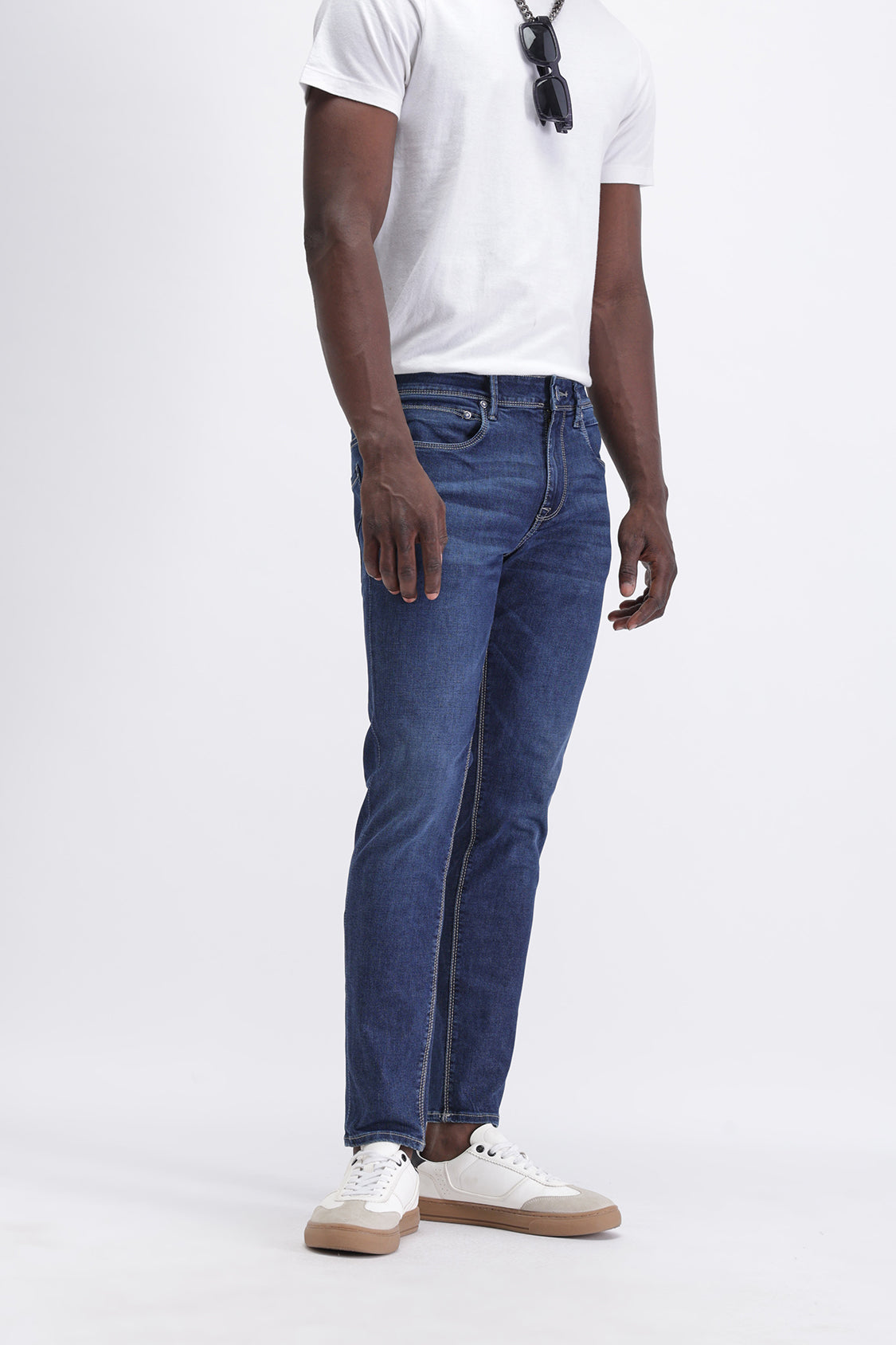 SLIM FIT MID WASH JEANS